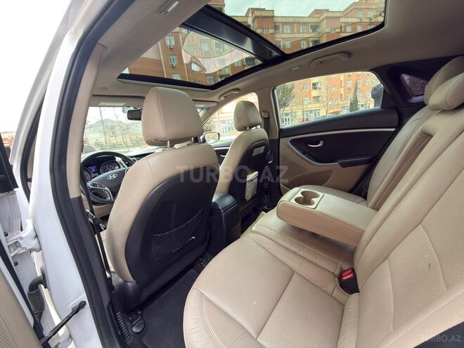 Hyundai Elantra 2013, 240,000 km - 1.8 l - Bakı