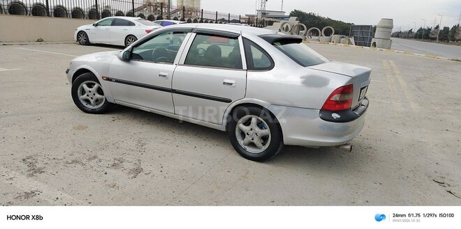 Opel Vectra 1999, 234,123 km - 1.8 l - Sumqayıt