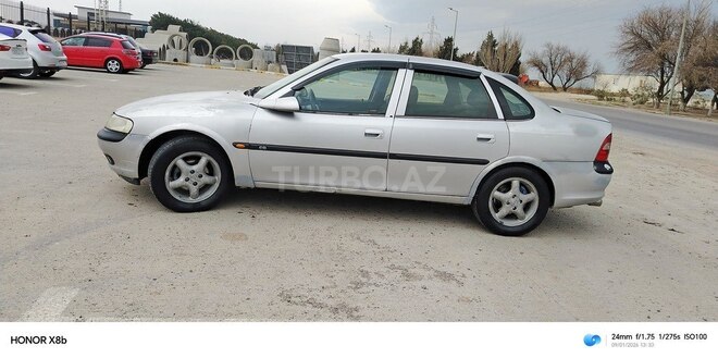 Opel Vectra 1999, 234,123 km - 1.8 l - Sumqayıt