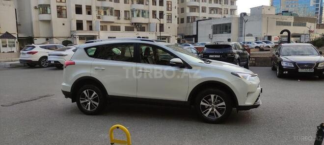 Toyota RAV4 2017, 64,000 km - 2.0 l - Bakı