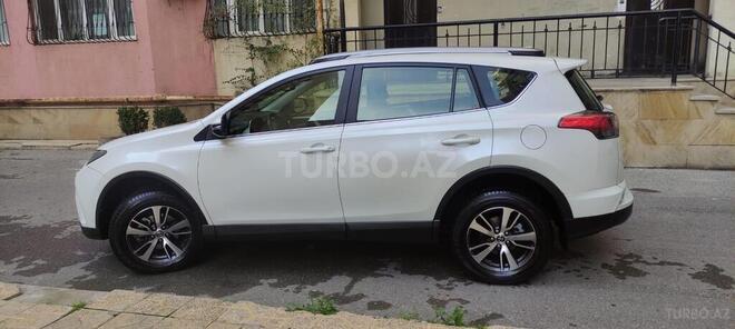 Toyota RAV4 2017, 64,000 km - 2.0 l - Bakı