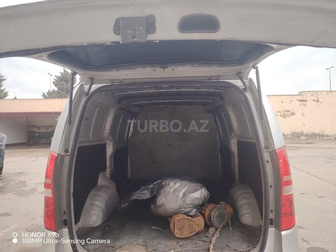 Hyundai H-1 2008, 616,000 km - 2.5 l - Bakı