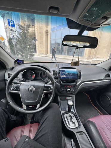 MG 5 2013, 256,000 km - 1.5 л - Bakı