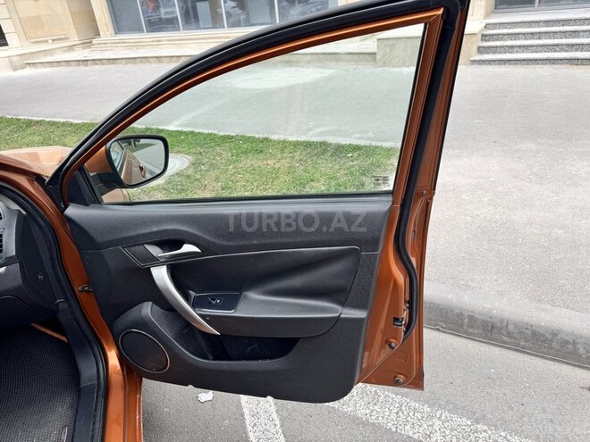 MG 5 2013, 256,000 km - 1.5 л - Bakı