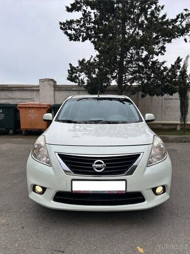 Nissan Sunny 2013, 240,000 km - 1.5 л - Bakı