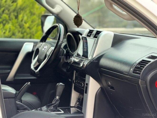 Toyota Land Cruiser Prado 2012, 217,000 km - 2.7 л - Bakı