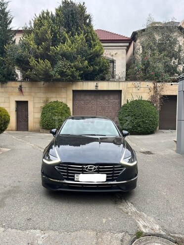 Hyundai Sonata-1