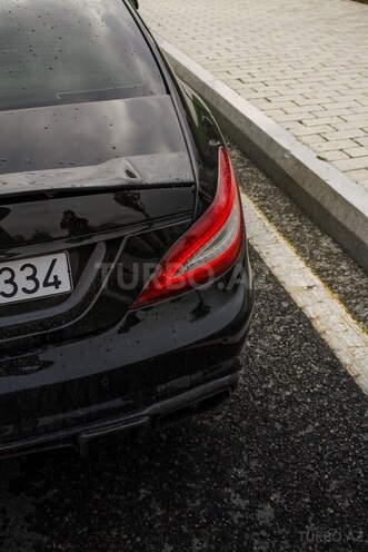 Mercedes CLS 500 4MATIC-9