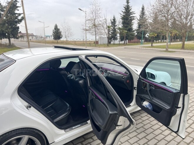 Mercedes E 320 2000, 366,400 km - 3.2 l - Astara