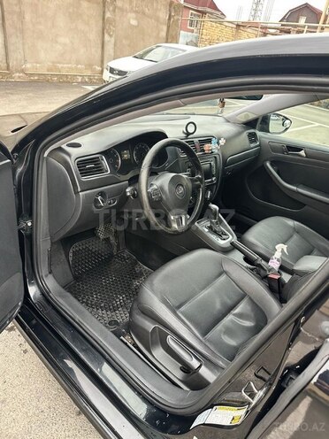 Volkswagen Jetta 2011, 270,500 km - 2.5 l - Bakı