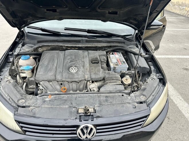 Volkswagen Jetta 2011, 270,500 km - 2.5 l - Bakı