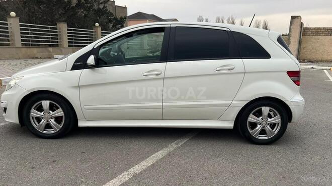 Mercedes B 170 2011, 183,000 km - 1.7 л - Sumqayıt