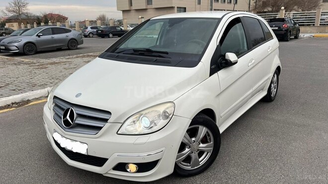 Mercedes B 170 2011, 183,000 km - 1.7 л - Sumqayıt