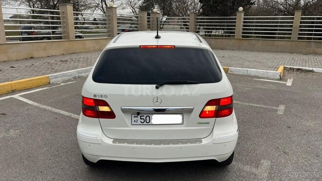 Mercedes B 170 2011, 183,000 km - 1.7 л - Sumqayıt