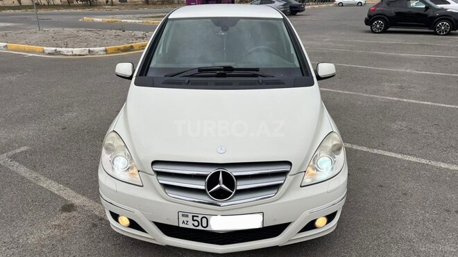 Mercedes B 170 2011, 183,000 km - 1.7 л - Sumqayıt