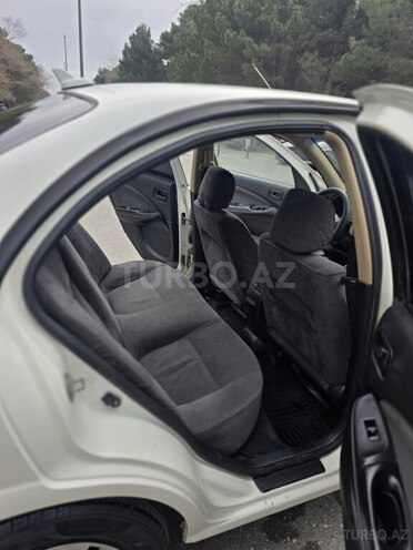 Nissan Sunny 2006, 399,821 km - 1.3 л - Sumqayıt