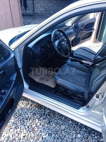 Hyundai Sonata-5