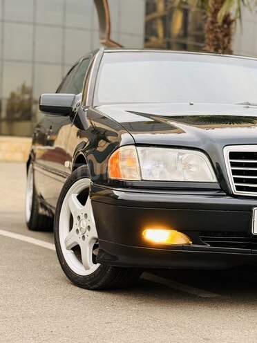 Mercedes C 200 1999, 198,000 km - 2.0 л - İmişli