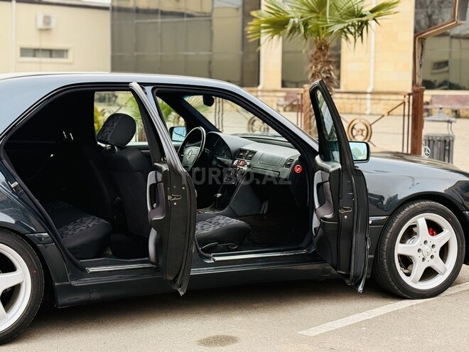 Mercedes C 200 1999, 198,000 km - 2.0 л - İmişli