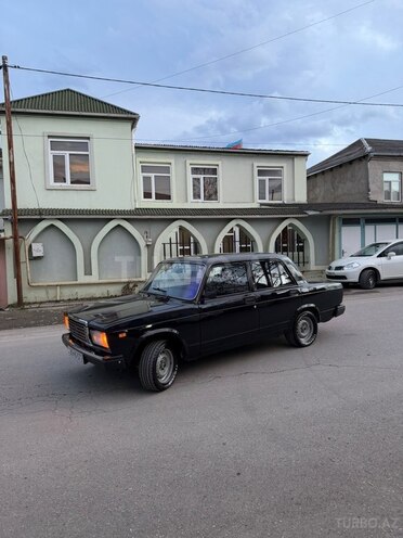 LADA (VAZ) 2107 2010, 14,400 km - 1.7 l - Quba