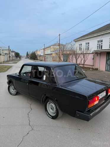 LADA (VAZ) 2107 2010, 14,400 km - 1.7 l - Quba