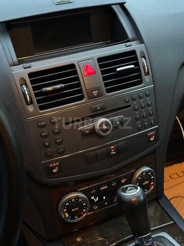 Mercedes C 250 2010, 242,111 km - 1.8 л - Bakı