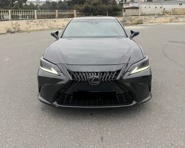 Lexus ES 300h 2021, 61,000 km - 2.5 l - Bakı