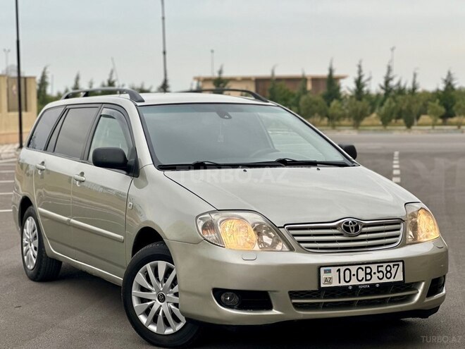 Toyota Corolla 2005, 321,542 km - 1.4 l - Sumqayıt