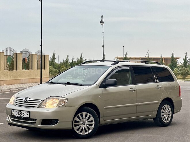 Toyota Corolla 2005, 321,542 km - 1.4 l - Sumqayıt