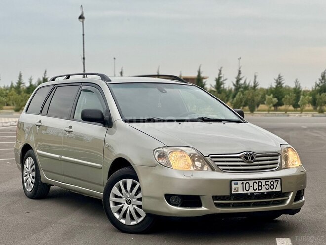 Toyota Corolla 2005, 321,542 km - 1.4 l - Sumqayıt