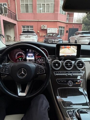 Mercedes C 300-9