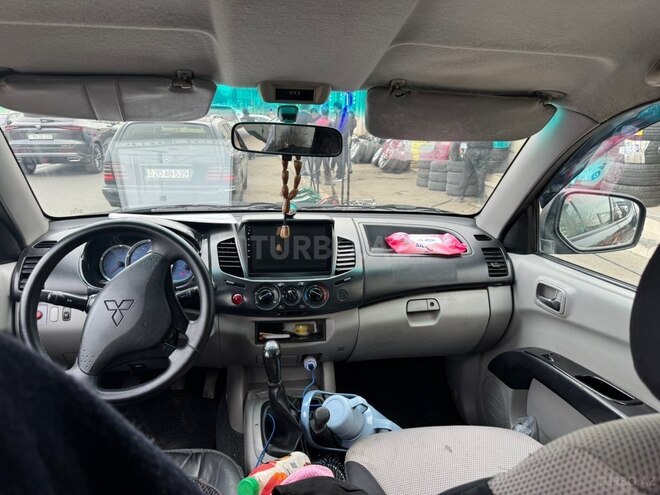 Mitsubishi L200 2008, 260,000 km - 2.5 l - Gəncə