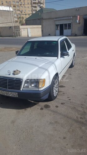 Mercedes E 250 1994, 443,000 km - 2.5 l - Bakı