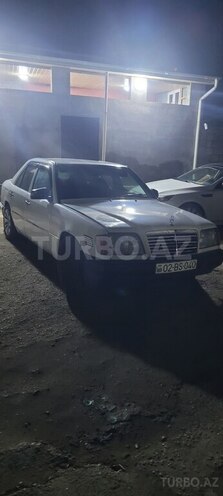 Mercedes E 250 1994, 443,000 km - 2.5 l - Bakı