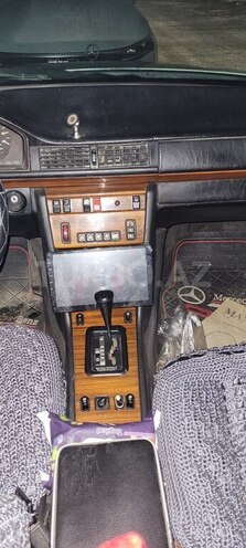 Mercedes E 250 1994, 443,000 km - 2.5 l - Bakı