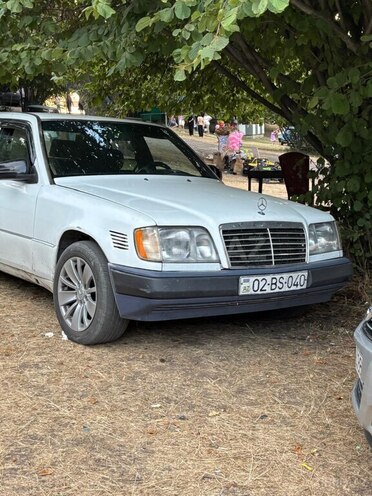 Mercedes E 250 1994, 443,000 km - 2.5 l - Bakı