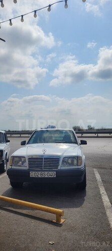 Mercedes E 250 1994, 443,000 km - 2.5 l - Bakı