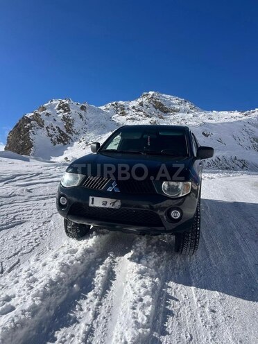 Mitsubishi L200 2008, 260,000 km - 2.5 l - Gəncə