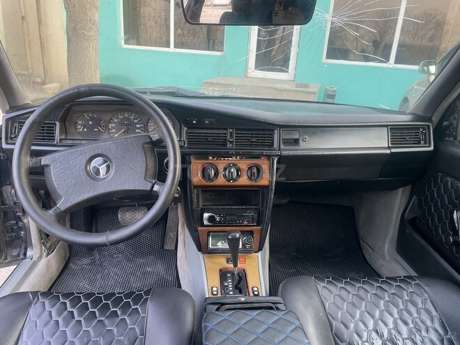 Mercedes 190 1990, 325,804 km - 2.0 l - Bakı