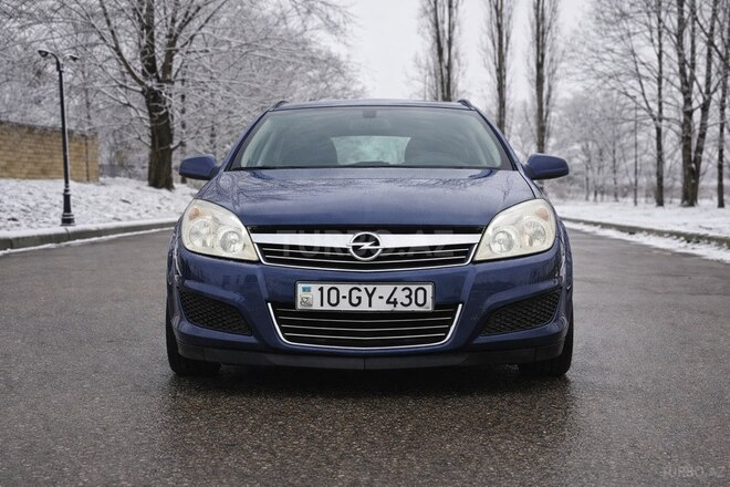 Opel Astra 2008, 340,000 km - 1.4 l - Quba