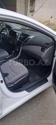 Hyundai Elantra 2016, 141,000 km - 1.8 л - Bakı