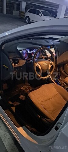 Hyundai Elantra 2016, 141,000 km - 1.8 л - Bakı