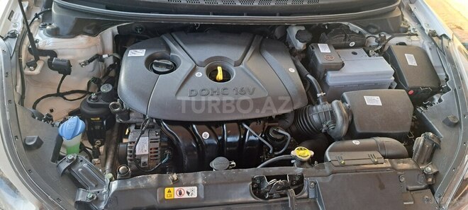 Hyundai Elantra 2016, 141,000 km - 1.8 л - Bakı