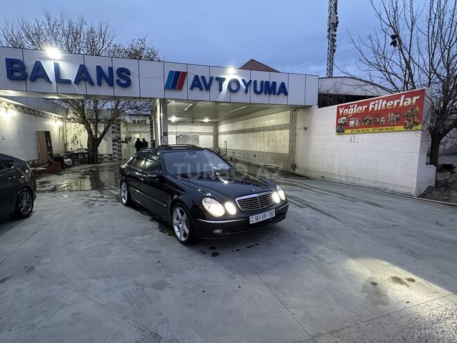 Mercedes E 320 2003, 275,000 km - 3.2 l - Bakı