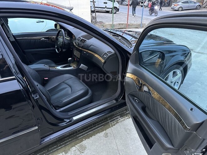 Mercedes E 320 2003, 275,000 km - 3.2 l - Bakı