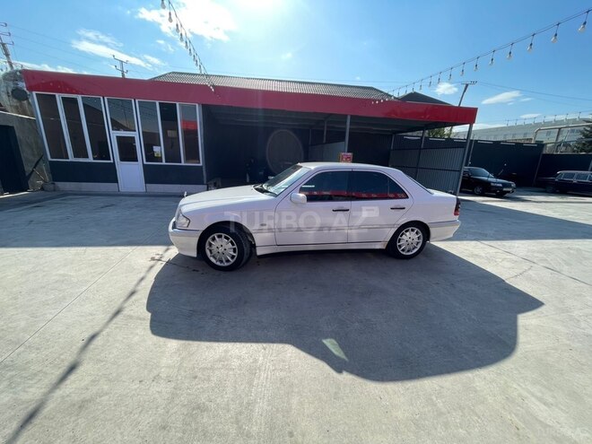 Mercedes C 240 2000, 154,252 km - 2.6 l - Şəmkir