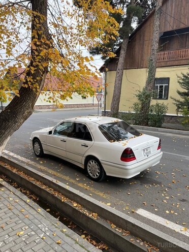 Mercedes C 240 2000, 154,252 km - 2.6 l - Şəmkir
