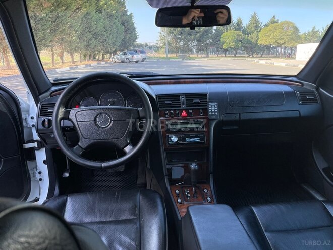 Mercedes C 240 2000, 154,252 km - 2.6 l - Şəmkir
