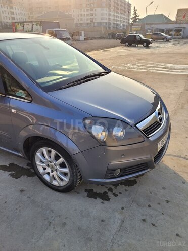 Opel Zafira-7