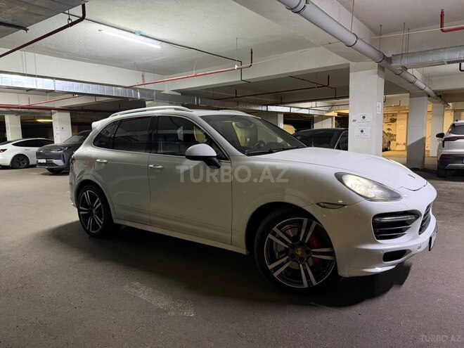 Porsche Cayenne GTS 2013, 156,000 km - 4.8 l - Bakı